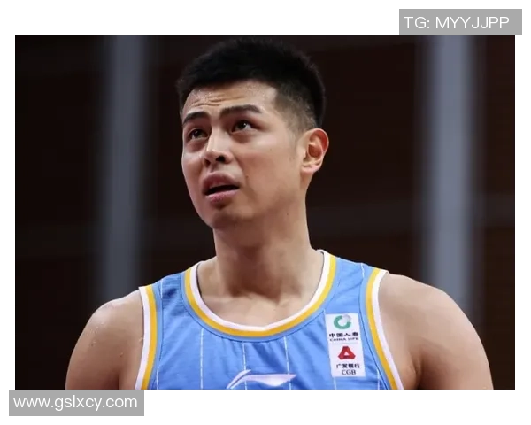 开拓者西索科抢断反击长驱直入单臂暴扣展现个人实力助队逆袭